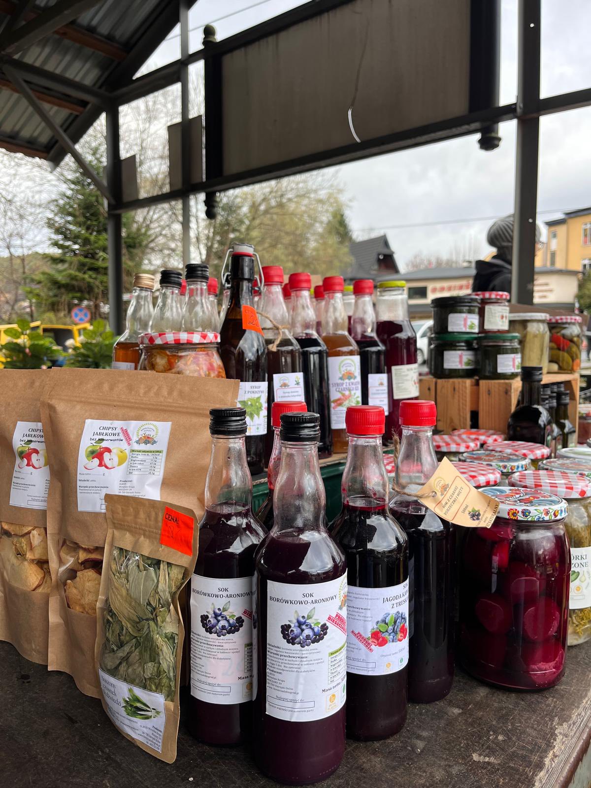 Wlasne przetwory i soki